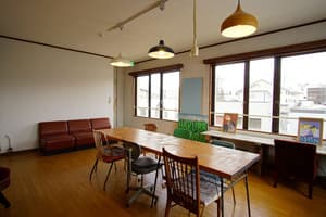 thumbnail: In-room dining