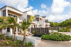 thumbnail: Property grounds