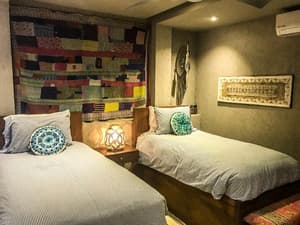 thumbnail: Room