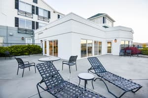 thumbnail: Exterior