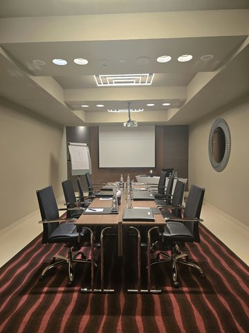 Meeting Plus Boardroom