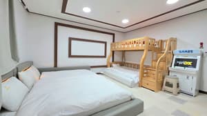 thumbnail: Game room
