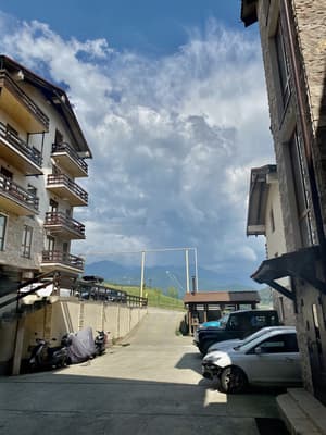 thumbnail: Front of property