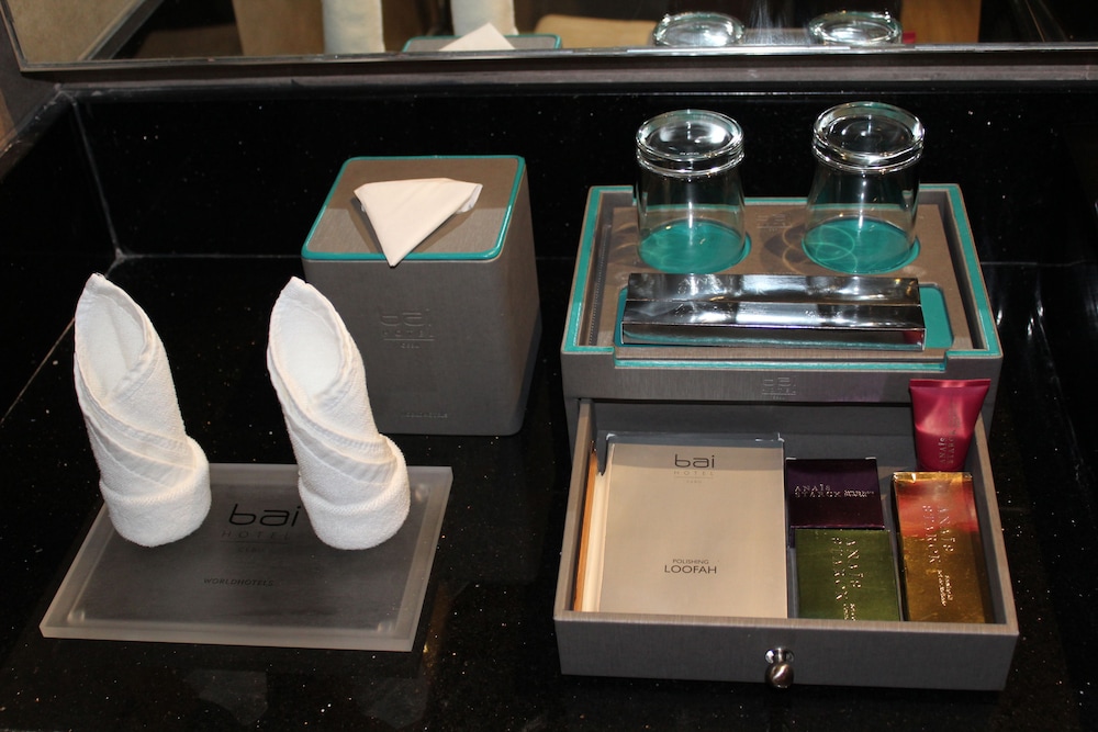 Bathroom amenities