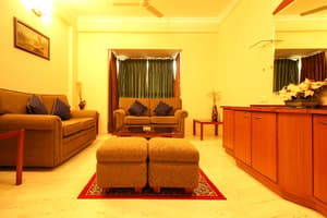 thumbnail: Lobby sitting area