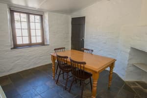 thumbnail: In-room dining