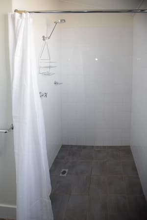 thumbnail: Bathroom shower