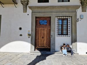 thumbnail: Front of property