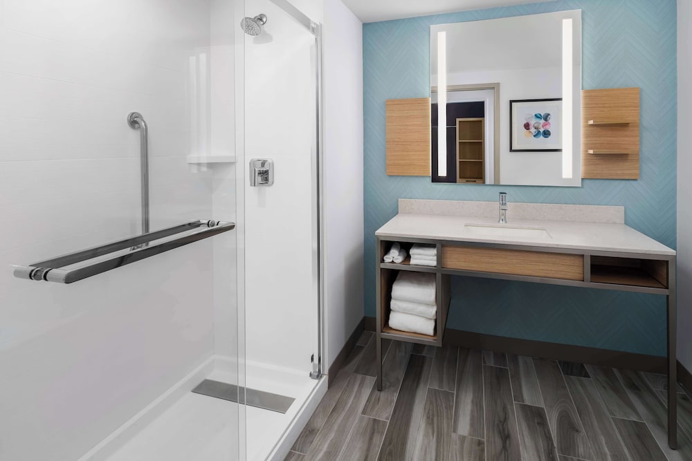 Bathroom shower