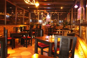 thumbnail: Restaurant