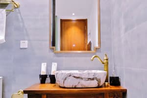 thumbnail: Bathroom