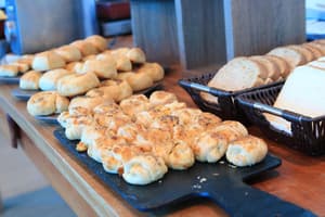 thumbnail: Breakfast area