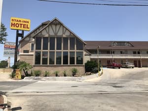 thumbnail: Front of property