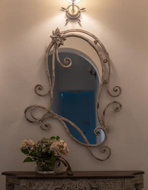thumbnail: Interior