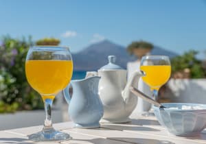 thumbnail: Breakfast area