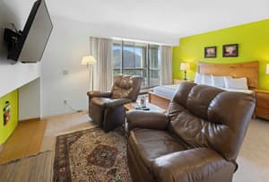 thumbnail: Living area