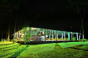 thumbnail: Exterior