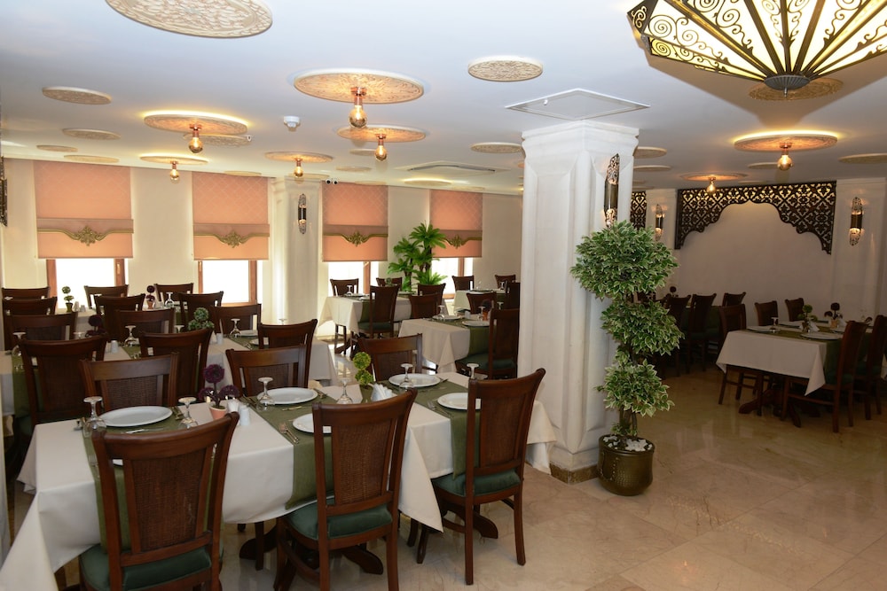 Restaurant-cafeteria