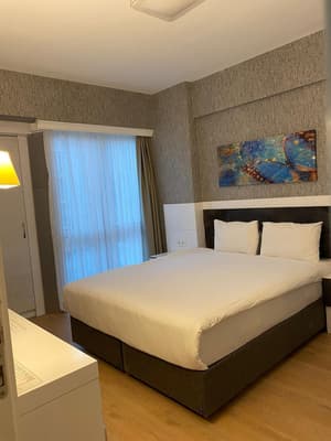 thumbnail: Room