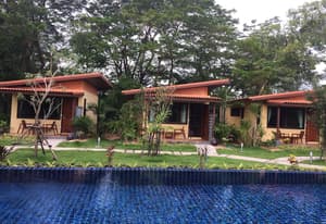 thumbnail: Exterior