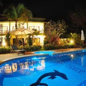 thumbnail: Pool