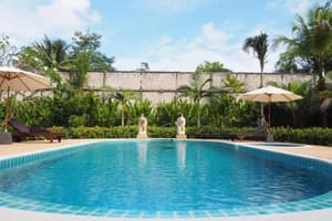 thumbnail: Pool
