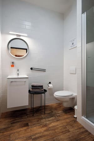 thumbnail: Bathroom