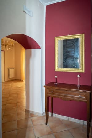 thumbnail: Interior