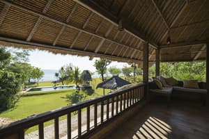 thumbnail: Balcony