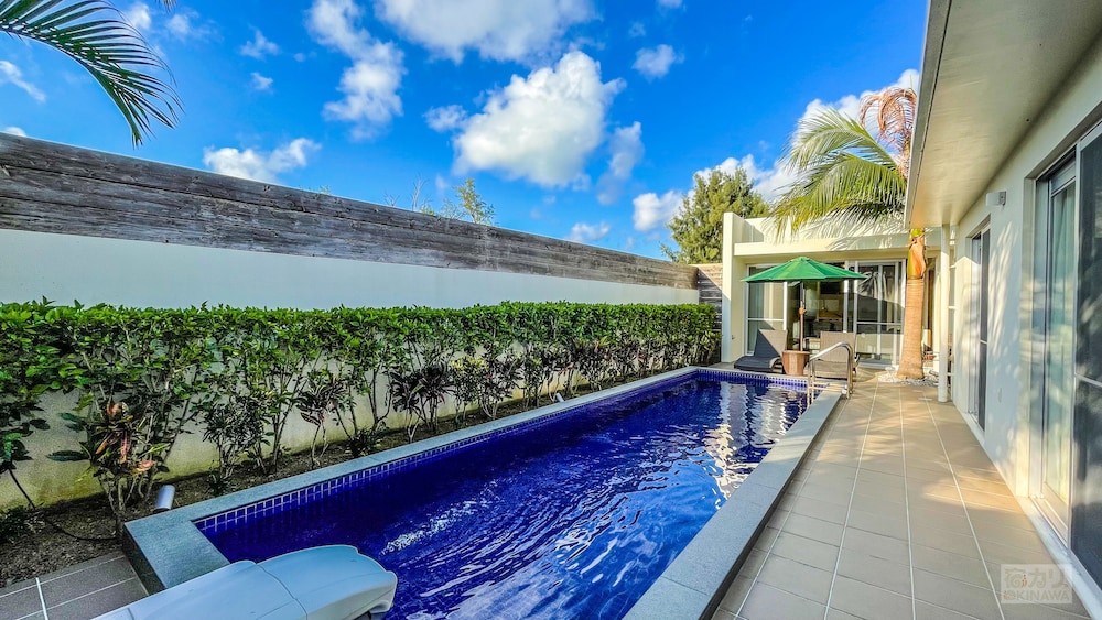 Private pool
