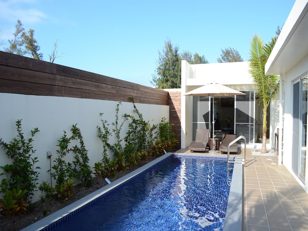 Private pool