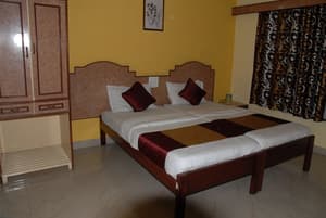 thumbnail: Interior