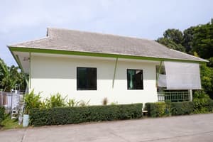 thumbnail: Exterior