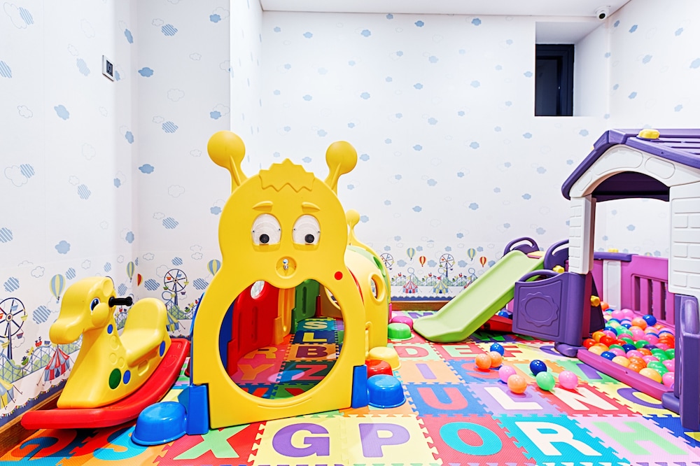 Children's play area - indoor