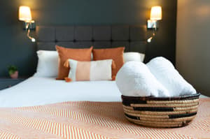 thumbnail: Room
