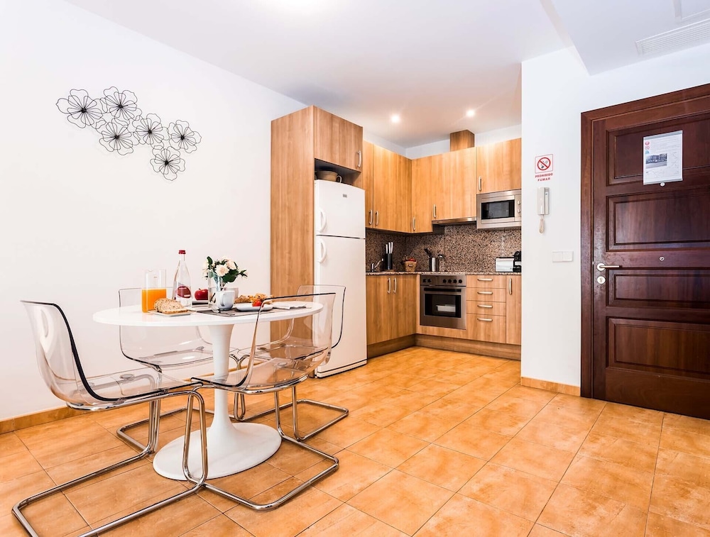 Restaurant-cafeteria