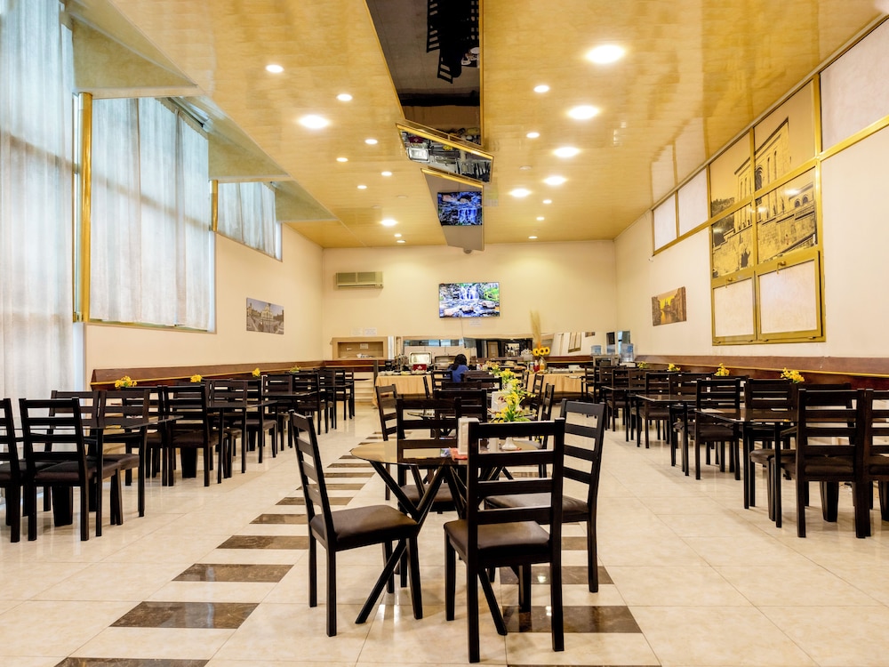 Restaurant-cafeteria