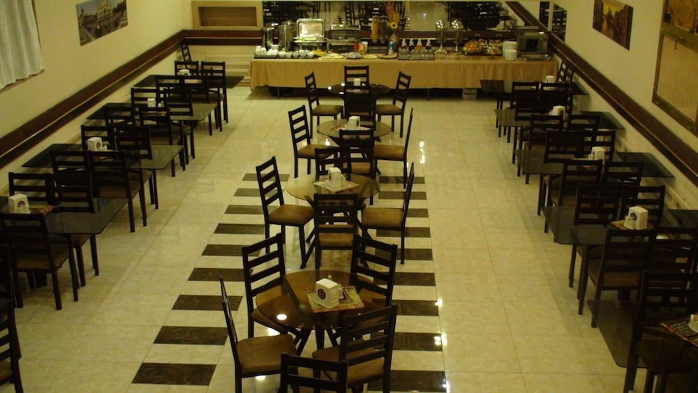 Restaurant-cafeteria