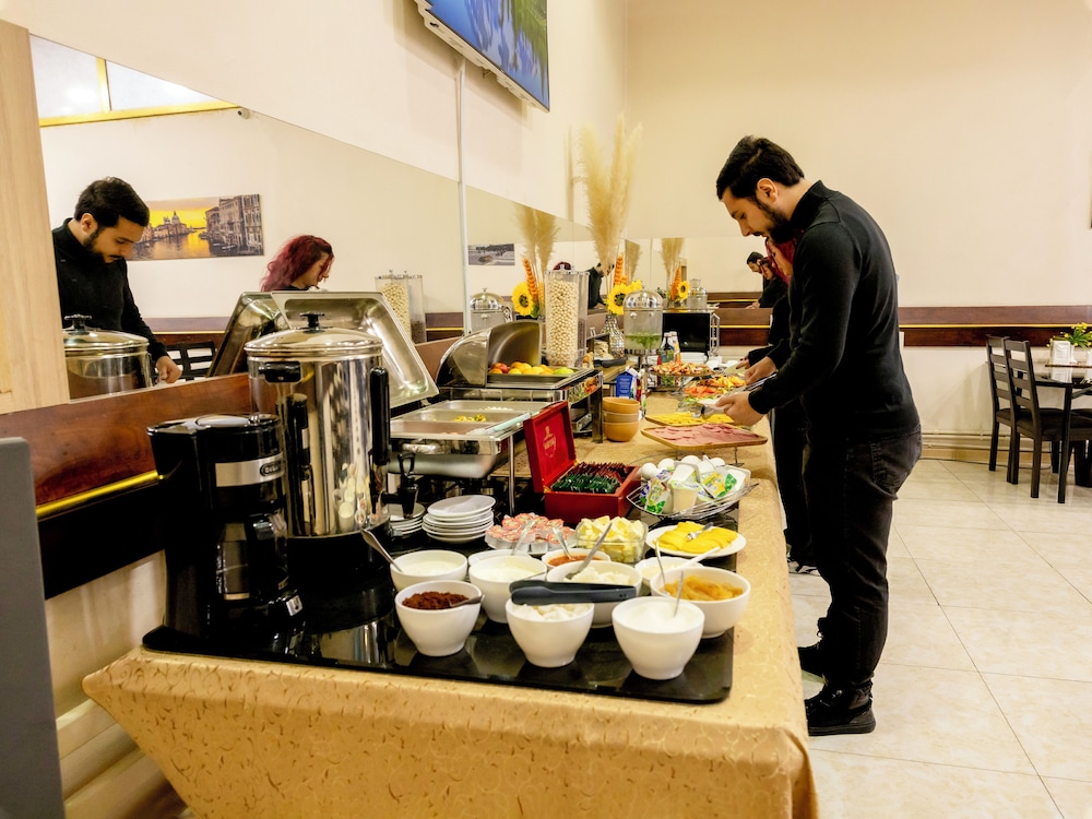 Restaurant-cafeteria