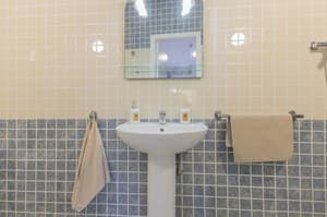 thumbnail: Bathroom