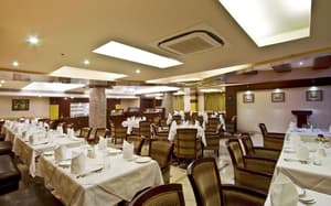 thumbnail: Restaurant