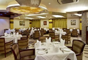 thumbnail: Banquet hall