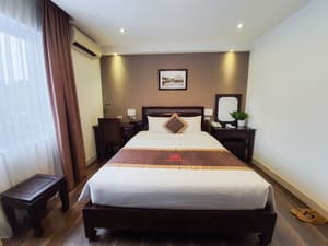thumbnail: Interior
