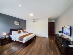 thumbnail: Food and drink