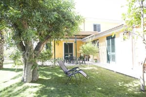 thumbnail: Exterior