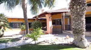thumbnail: Exterior