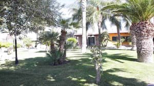 thumbnail: Property grounds