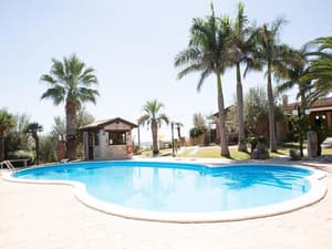 thumbnail: Pool