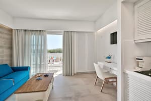 thumbnail: Living room