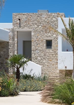 thumbnail: Exterior